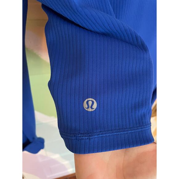 Lululemon It's Rulu Blue Cropped Half Zip Updated - Sz Med - Picture 6 of 11